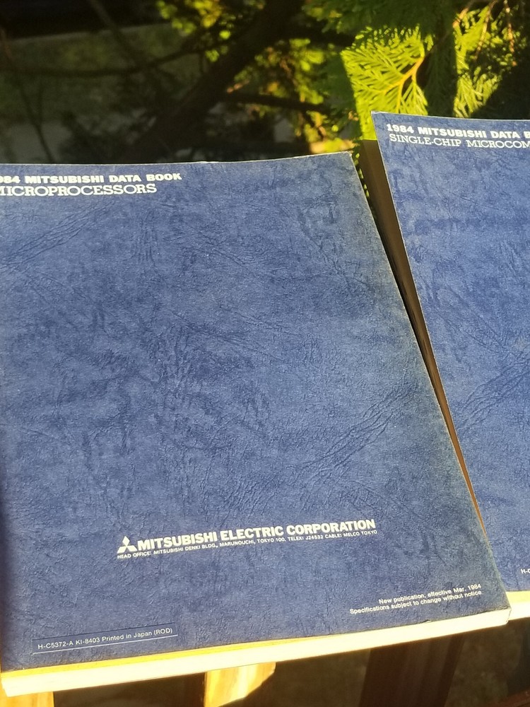 2 VINTAGE ELECTRONICS BOOKS DATA 1984 MITSUBISHI MICROPROCESSORS & SINGLE CHIP