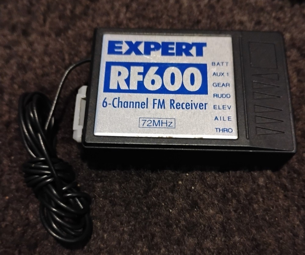 Futaba R114F FM Micro Receiver / Expert 6 Channel. Receiver