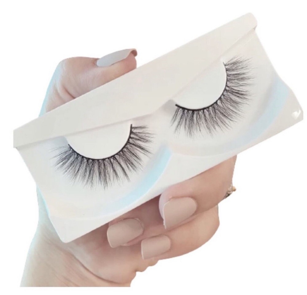 Lashaholic Lashes Basic B Collection - Kiss Me