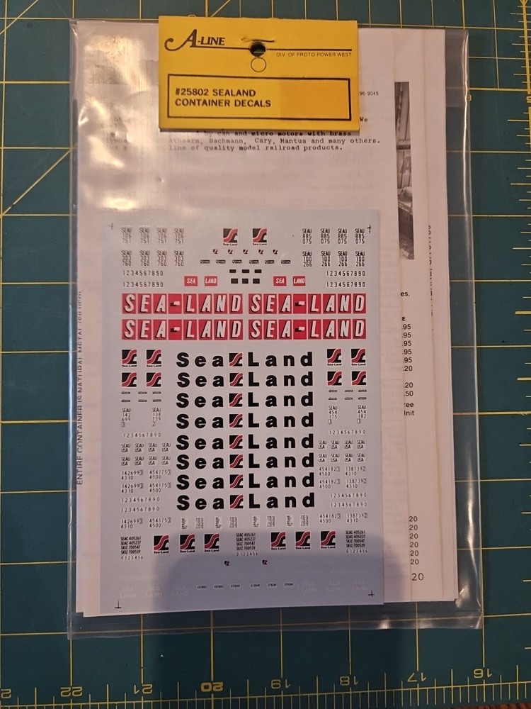 HO SCALE, A-LINE, 25802 SEALAND CONTAINER DECALS