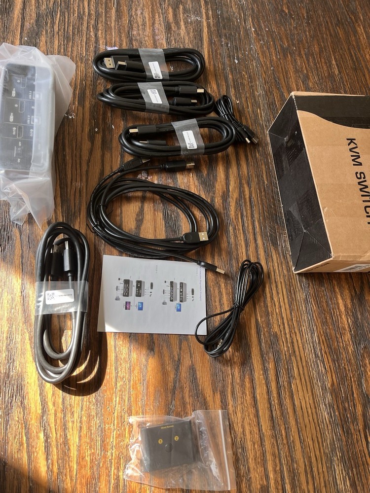 Ecolmy DP KVM Switch Model EC-322D-2 Open Box