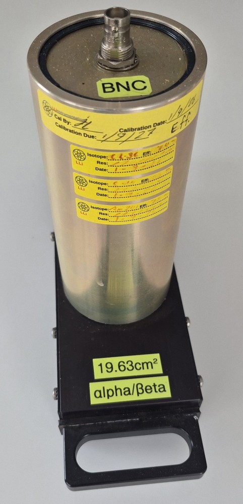 Working 1/2-2" Alpha/Beta Scintillation Sample Tray, With Accessories!