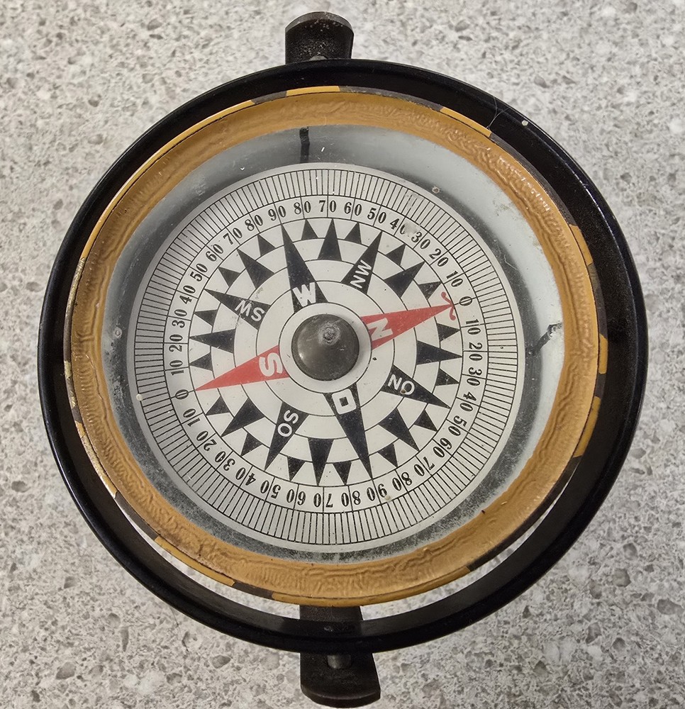Vintage German Otto Kroner Munchen Boit Compass Compass