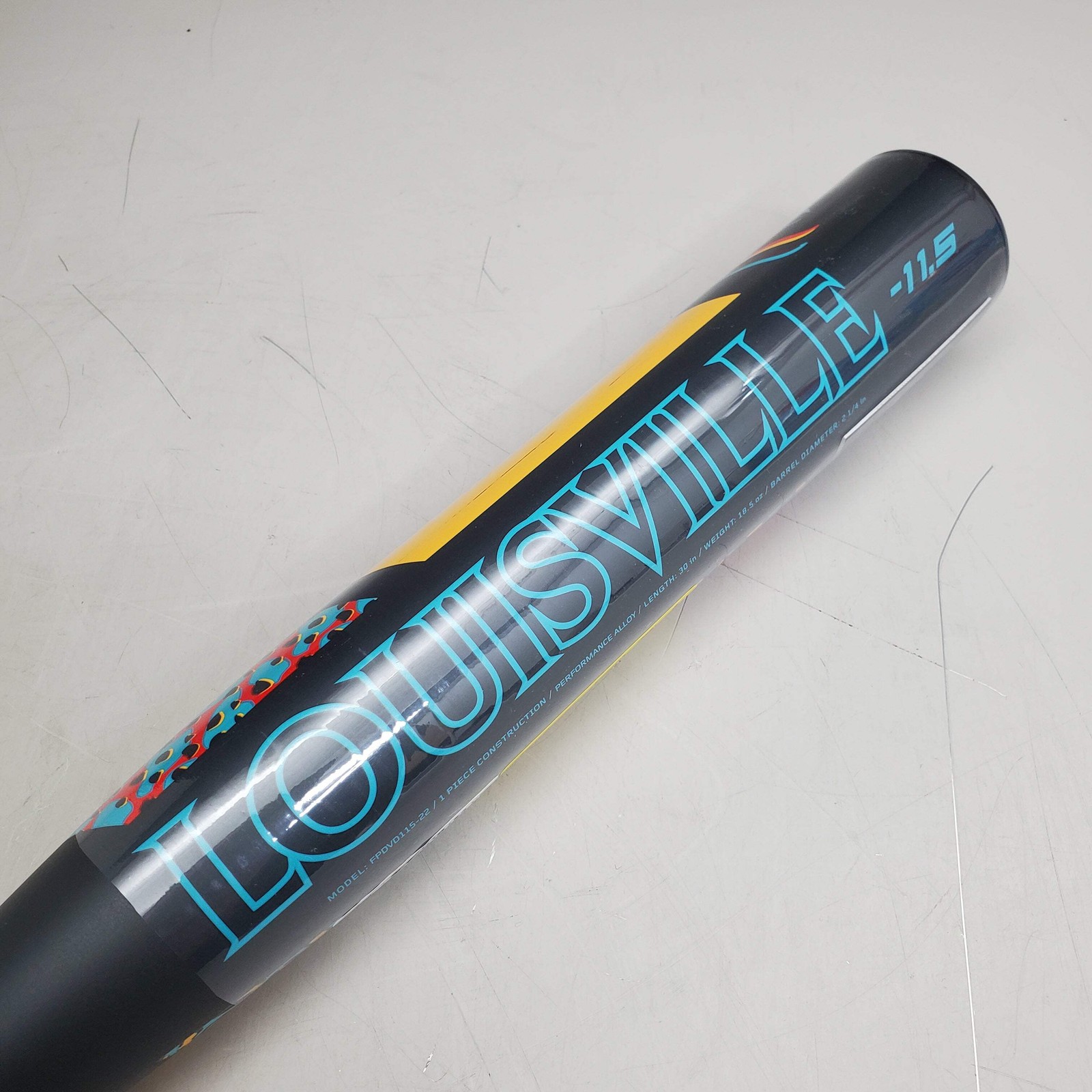 LOUISVILLE SLUGGER Diva Fastpitch Softball Bat 30IN/18.5OZ Black/Multi WBL255201