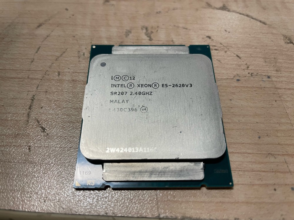Intel Xeon E5-2620 V3 2.40GHz 6-Core LGA 2011-3 Server Processor CPU SR207 85W