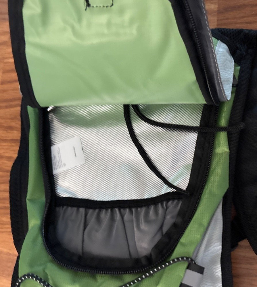 AirFlow 2L Insulated Reflective Hydration Backpack & Bladder Lightweight Compact