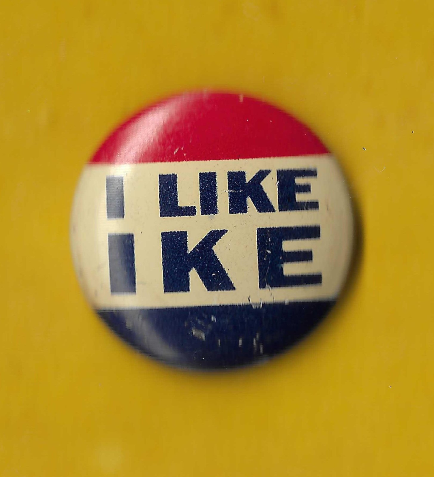 1952 Eisenhower - 7/8"/ 'I Like IKE' Large Letters Campaign Button(Pin04L)