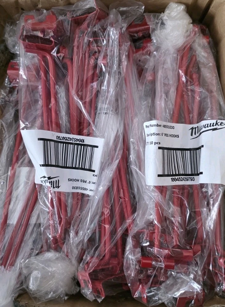 *Pack of 100* Milwaukee 6" Peg Hooks 48551030