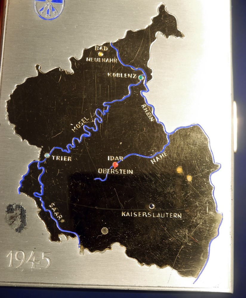 Vtg WWII 1945 Army Cigarette Case Map of Germany Sweetheart Officer's Occupation