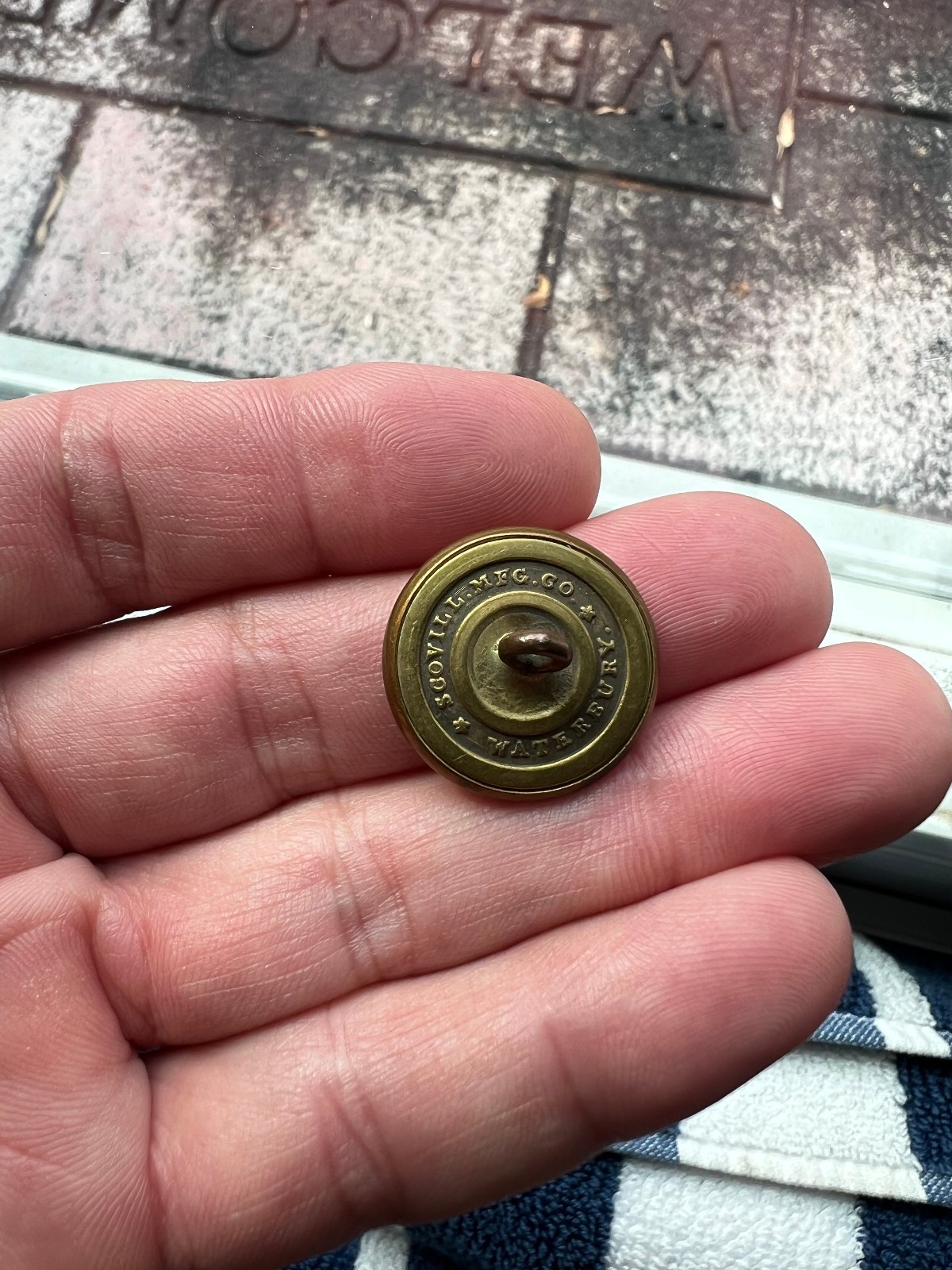 Civil War Connecticut Collegiate & Commercial Institute Coat Button RMDC Scovill