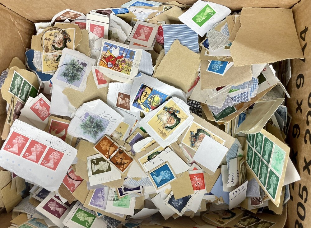 British Stamps On Paper Mixed Unsorted 250g Philately See Full Description