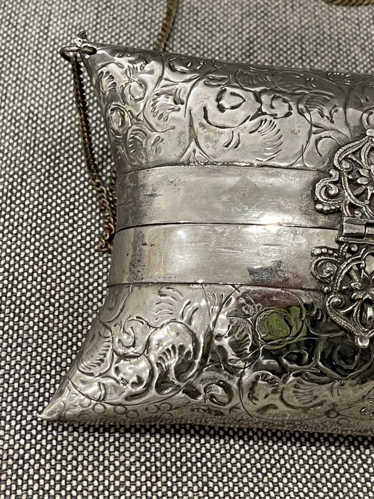 Vintage Antique Silver Played Coin Purse / Pillow Purse w/ Scrolling Design