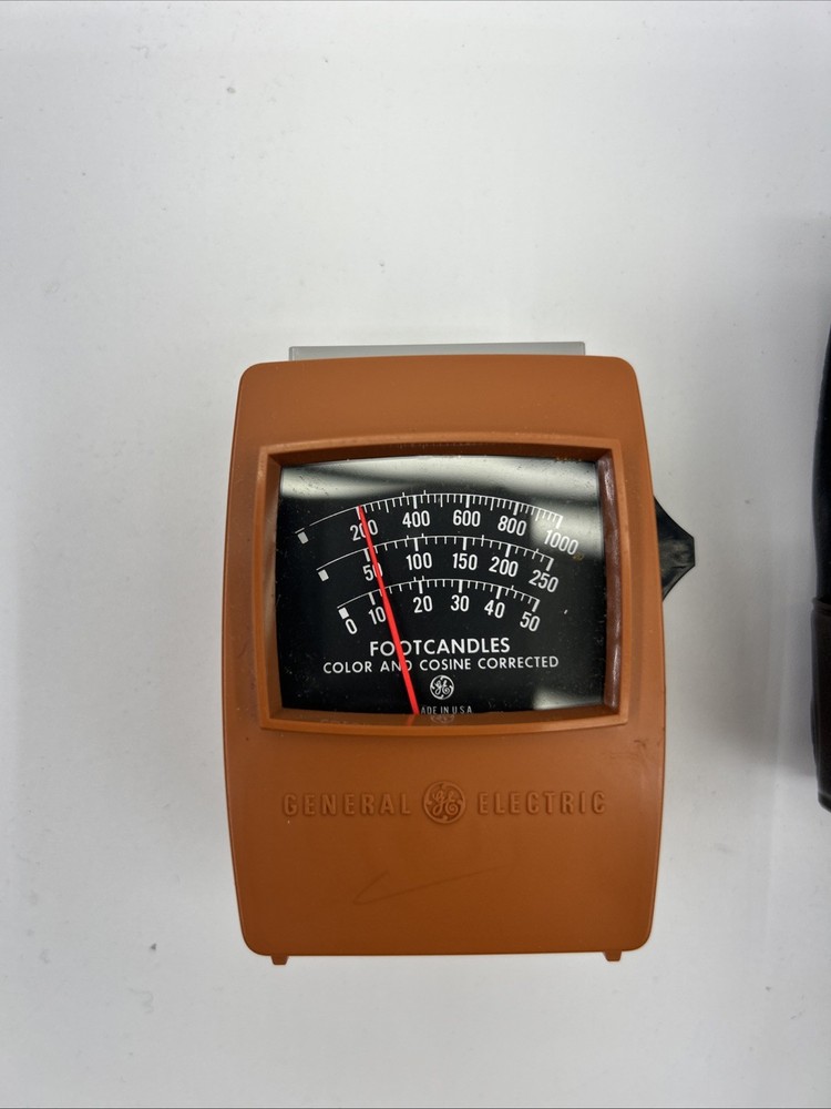 GE General Electric Light Meter Type 214 With Case Great condition working