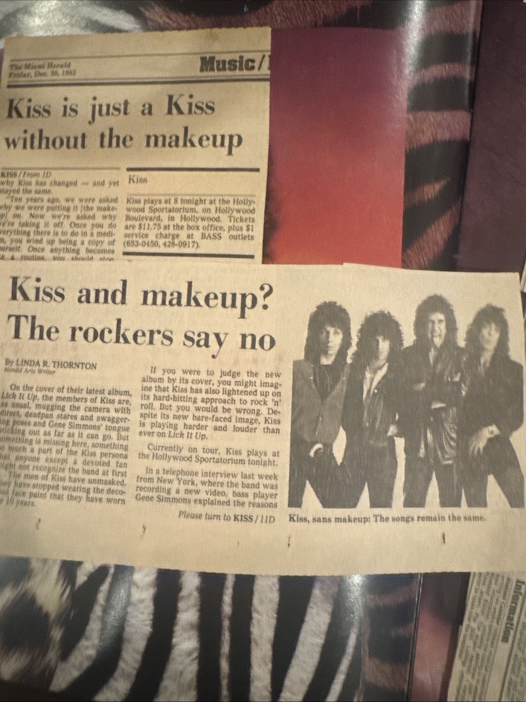 KISS Rare Animalize World Tour 1984-1985 Concert Program Mark St John Eric Carr