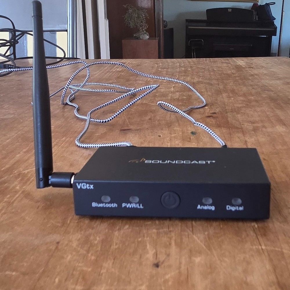 Soundcast VGtx Bluetooth Audio Transmitter