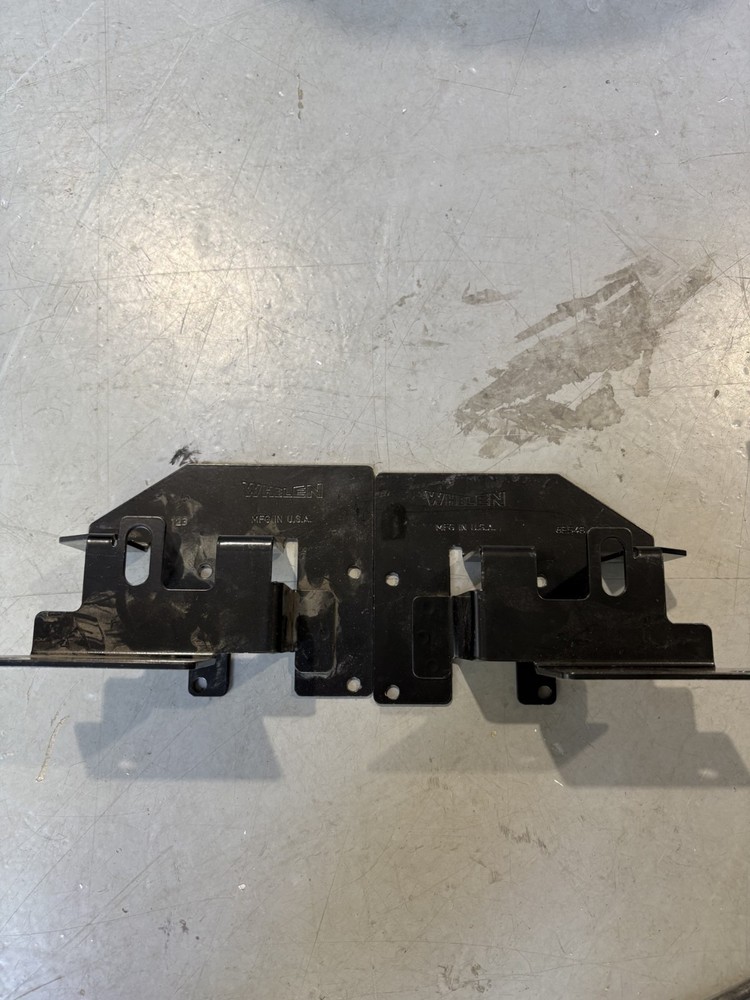 Whelen - Mounting bracket