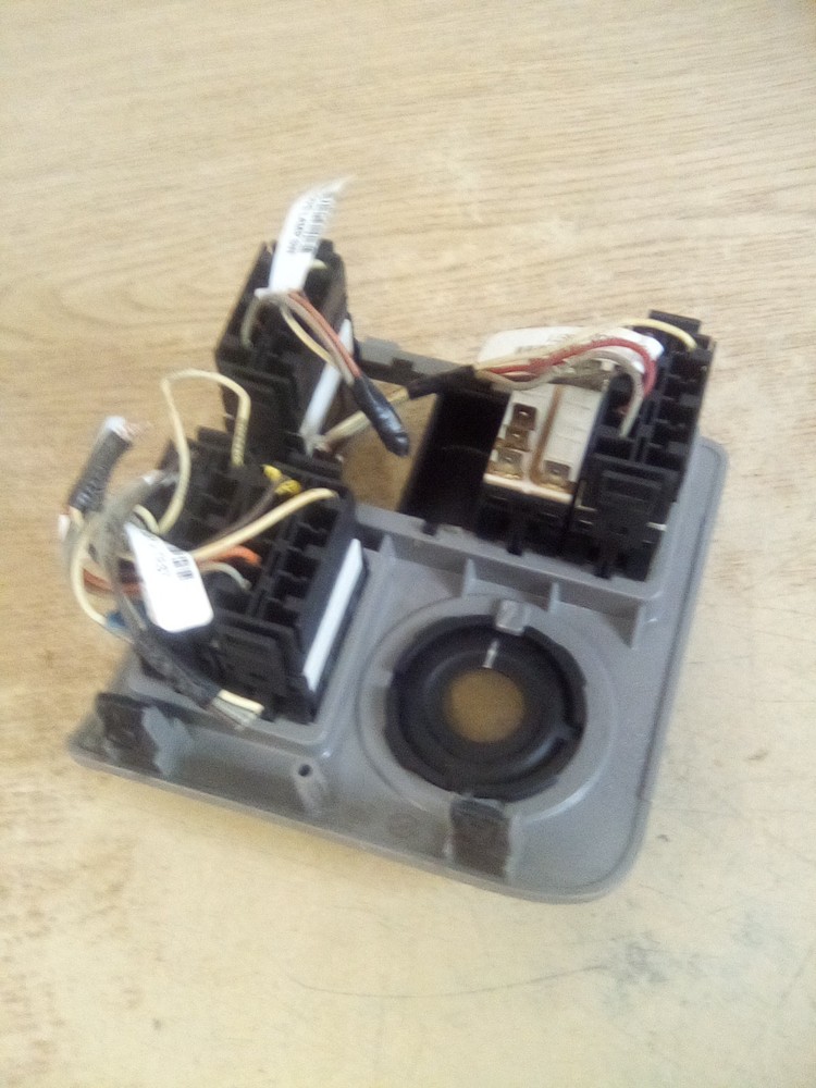 Peterbilt 579 S64-6105 Dash Switch Panel