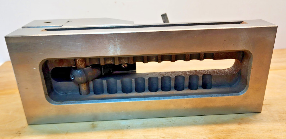 Precision Toolmakers Vise, Pin Type. 3.5" Wide, 1.5" Deep, Opens 5"