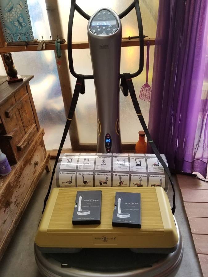 Power Plate Next Generation - in very nice shape