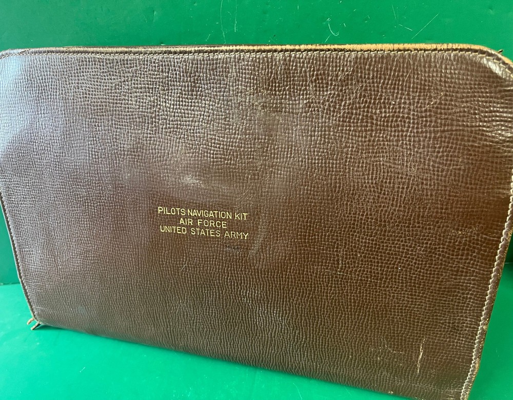 USAAF  PILOTS NAVIGATION CASE