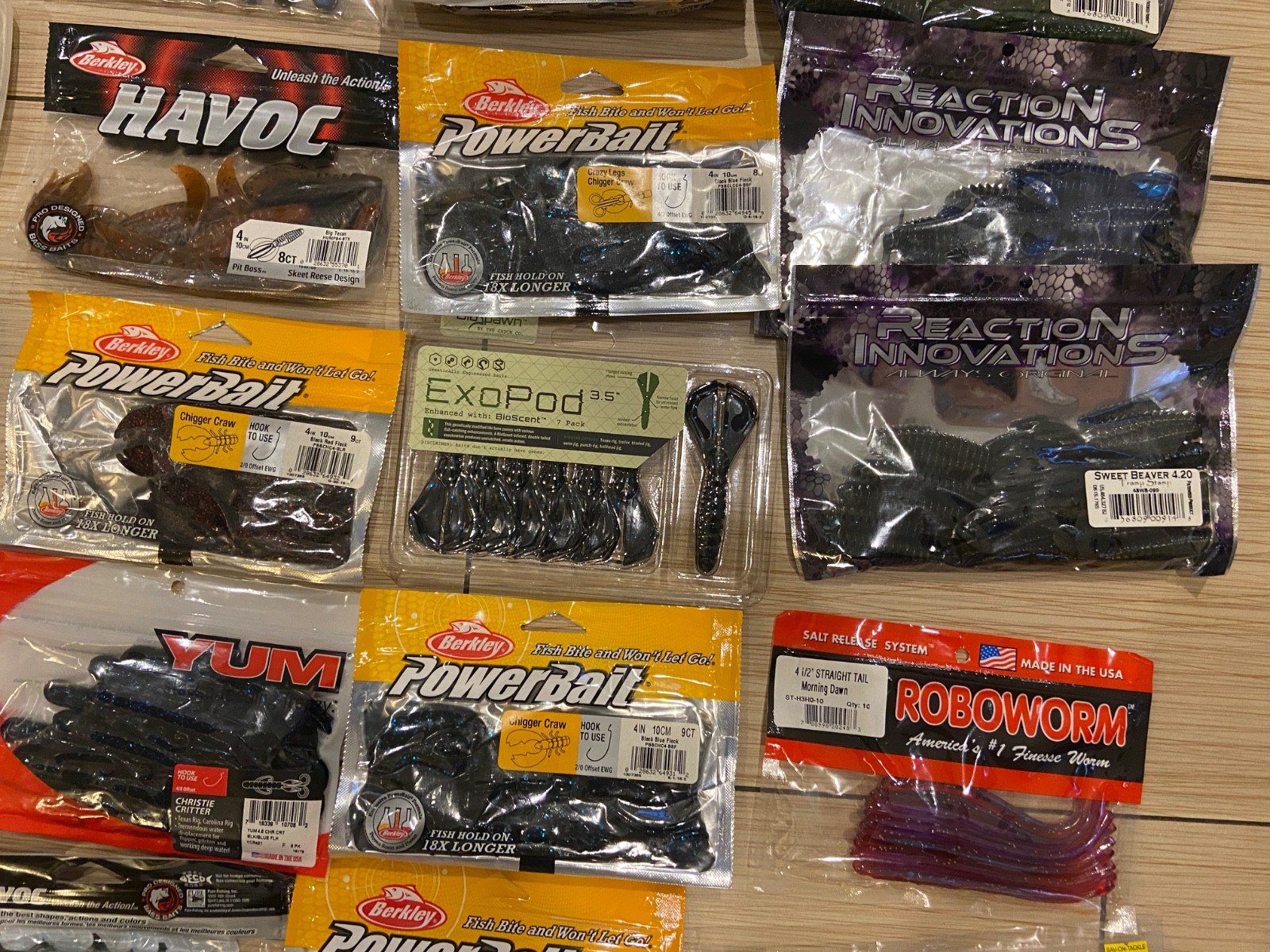 🎣 40 LBS of Bass Fishing Gear – Mostly NEW – 65+ Lures – Complete Setup