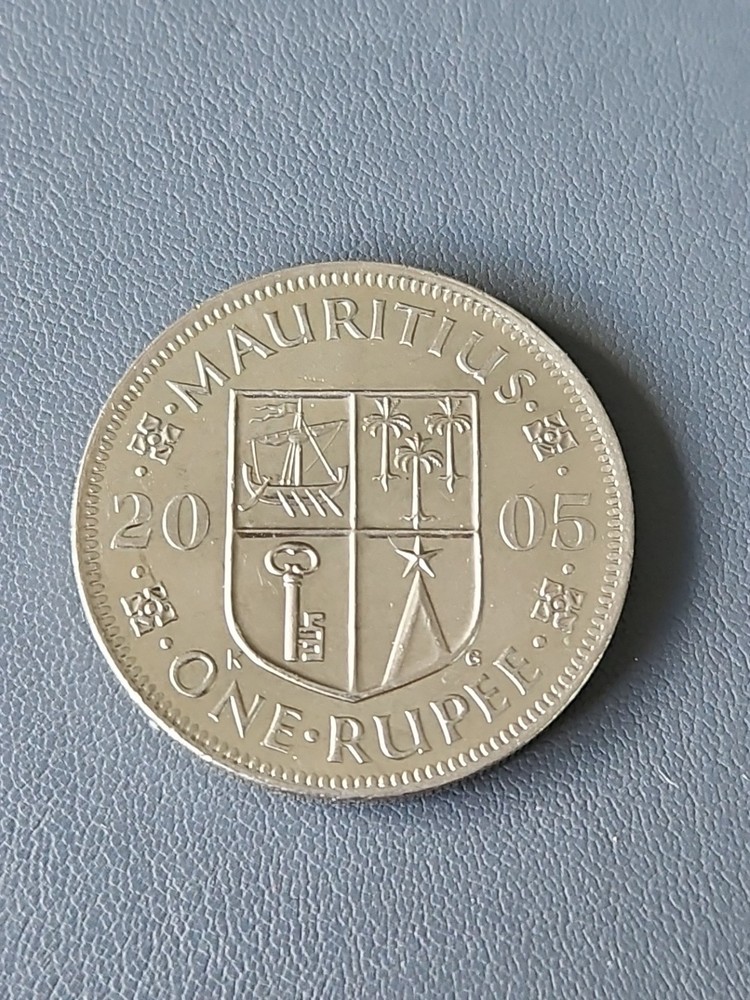 Mauritius One Rupee Coin 2005 Uncirculated