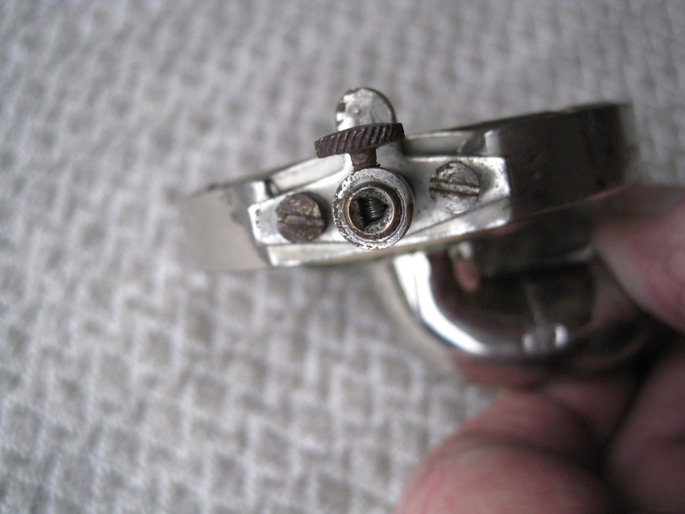 🇺🇸 😃 👍 🎶 🔥 vintage phonograph reproducer ???