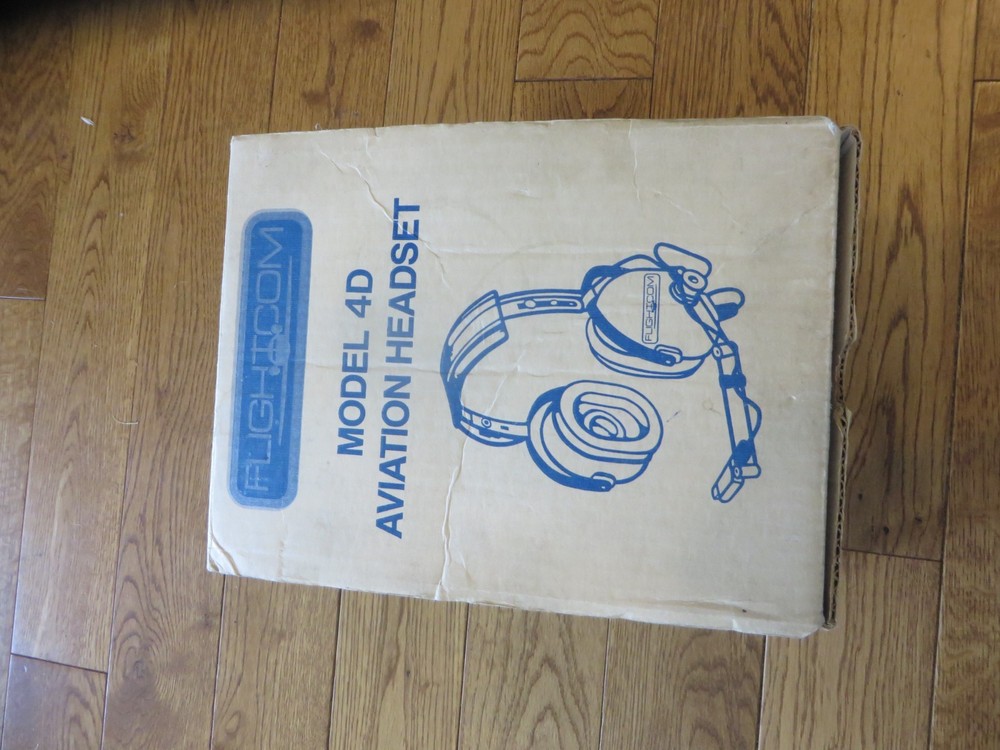Flightcom Nighthawk Model 4DLX Aviation Headset tested - mic not tested