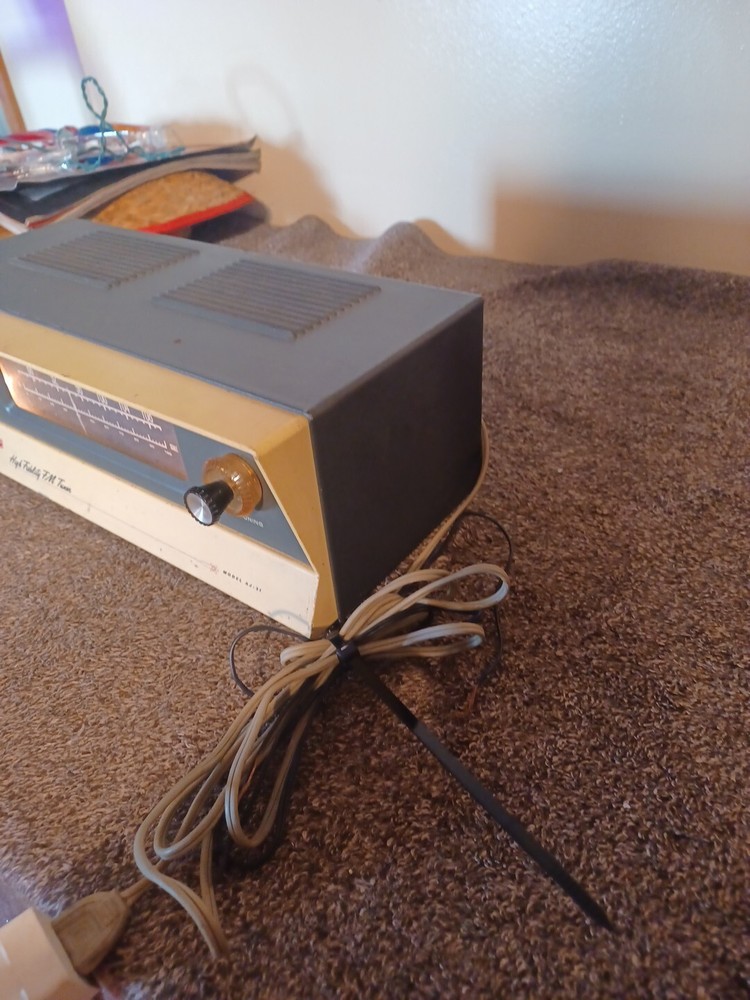 Heathkit AJ-31 High Fidelity FM Tuner