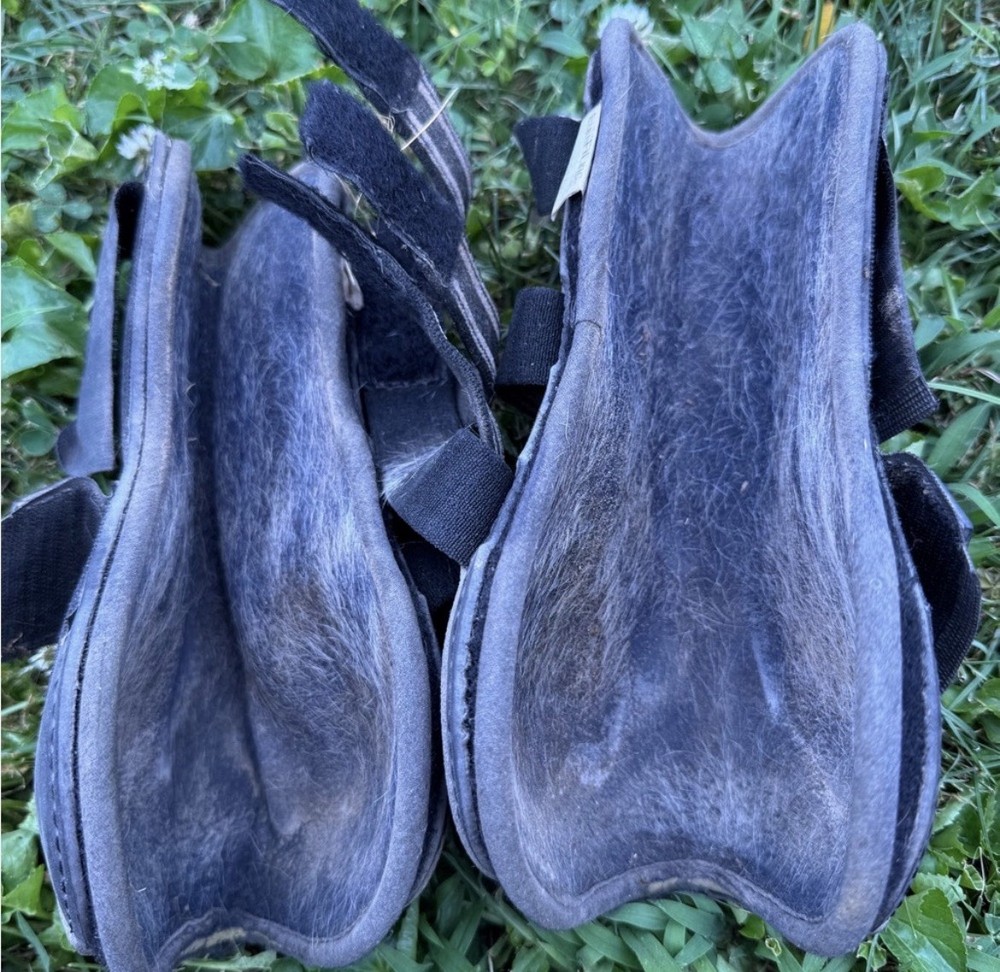 Equifit Open Front Tendon Boots, Horse Black Pair