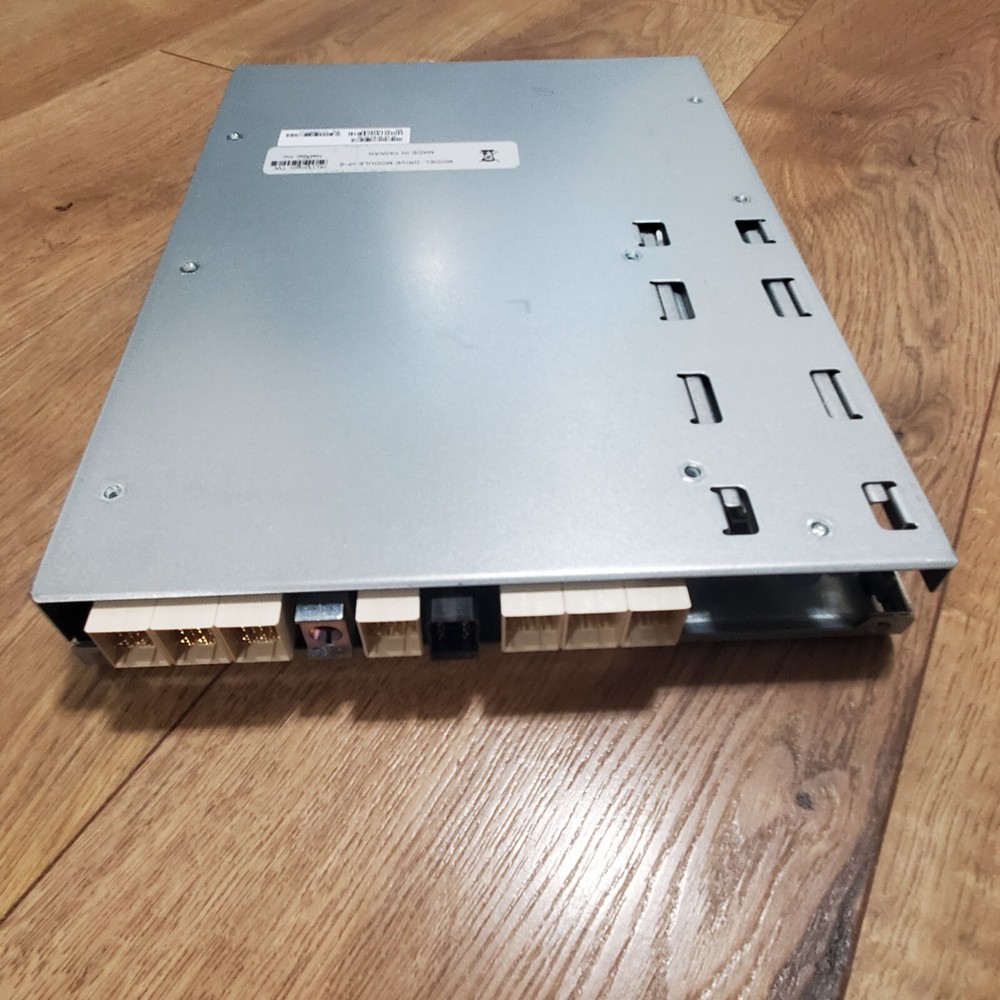 NetApp E2700A Disk Array Drive Module I/F-6 A100069 SAS 111-02853+C1 111-02853