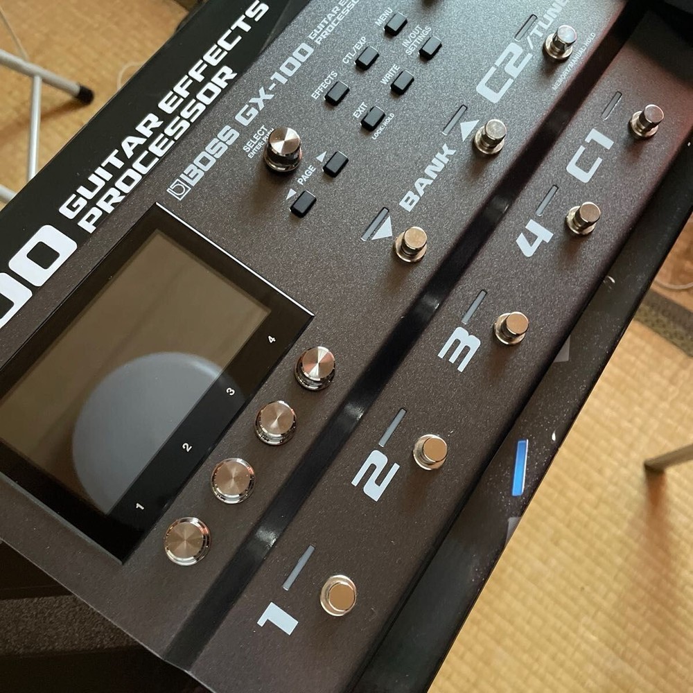 Boss GX-100 Guitar Effects Processor Multi-Effects Pedals W/ Adapter