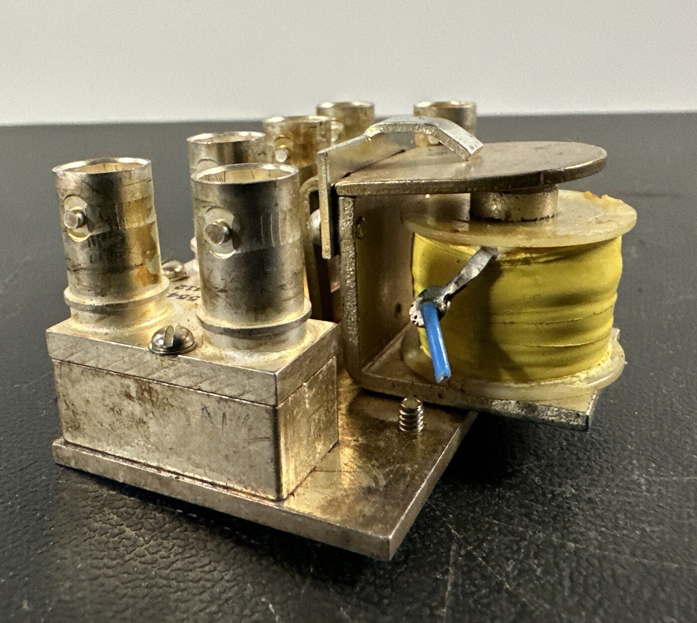 321-11064-3 Amphenol BNC DPDT Coaxial Relay 26VDC. RF 6PDT Relay