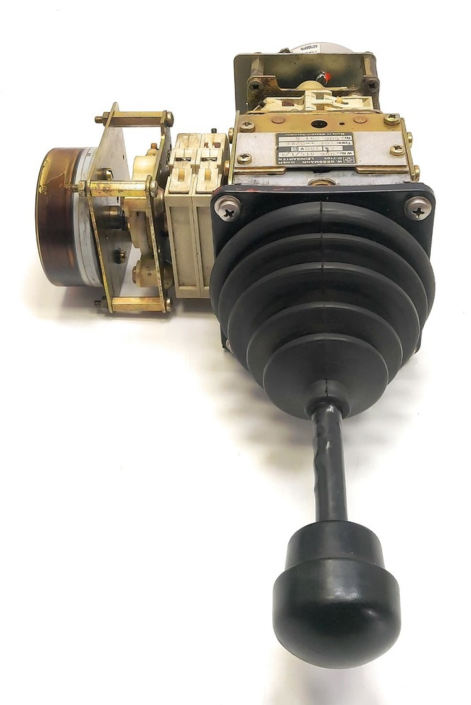 W. Gessmann D-7105 V64 +02zp Joystick Controller