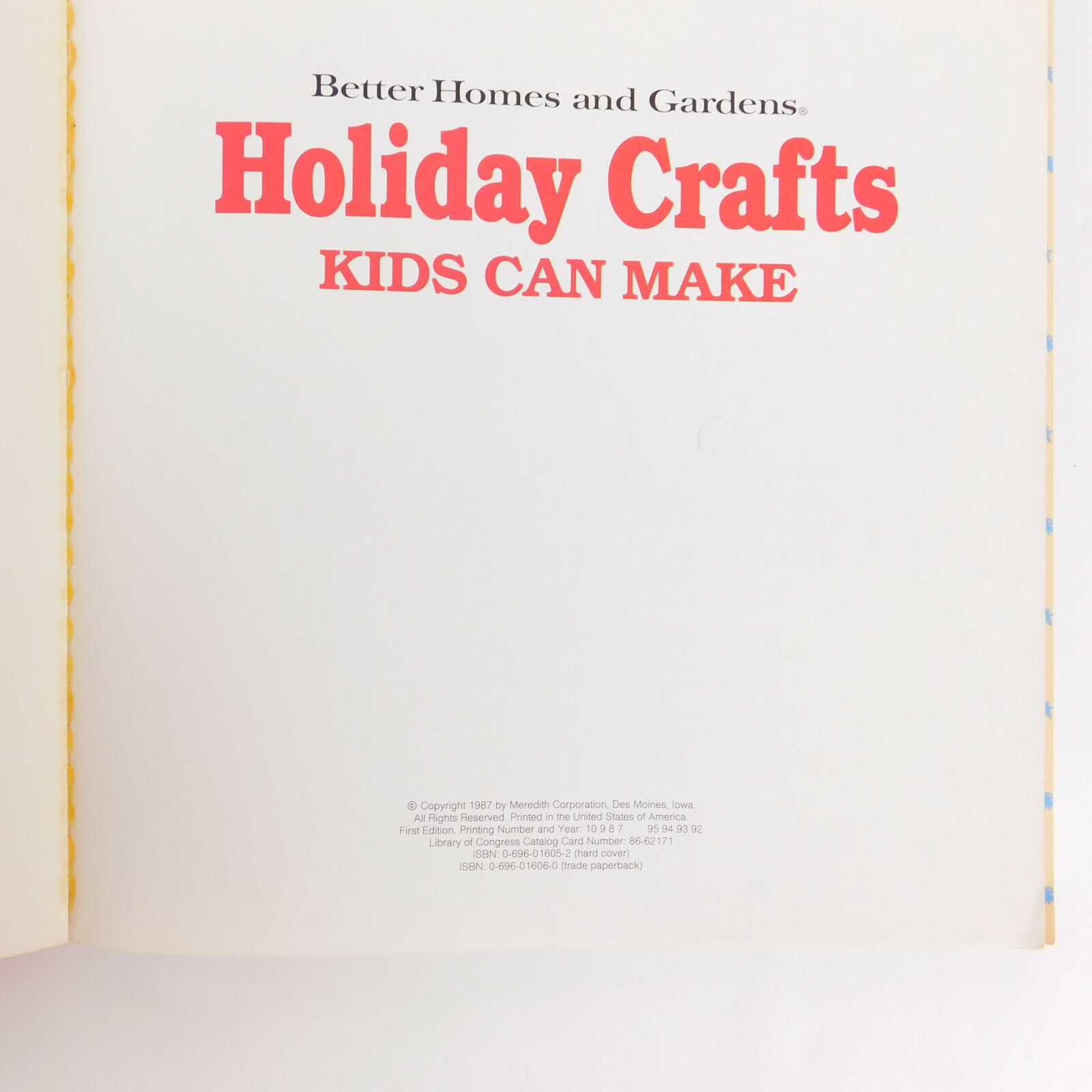 Craft Book Holiday Crafts Kids Can Make Better Homes and Gardens Many Holidays