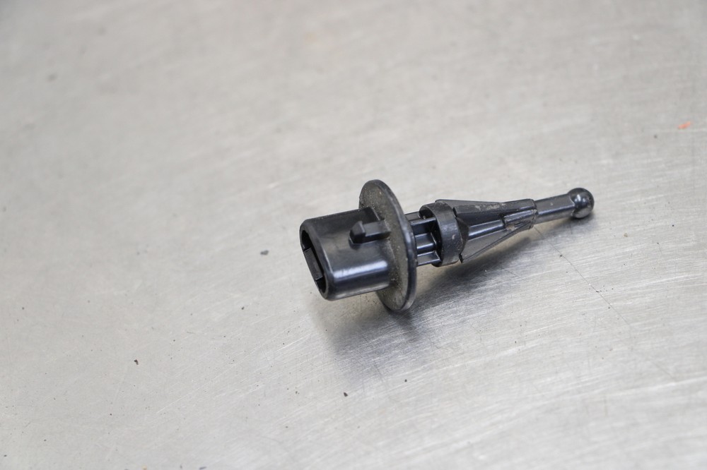 14-18 HONDA CTX700 AIR INTAKE TEMPERATURE TEMP SENSOR