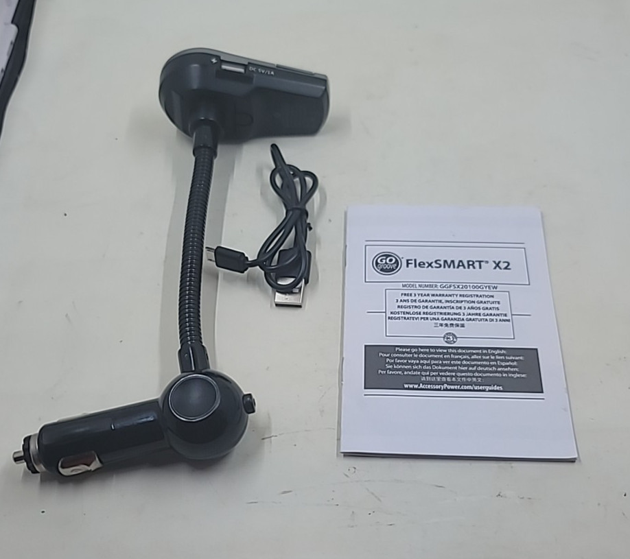 GOGROOVE FLEXSMART X2 BLUETOOTH IN CAR FM TRANSMITTER W/USB Charger.