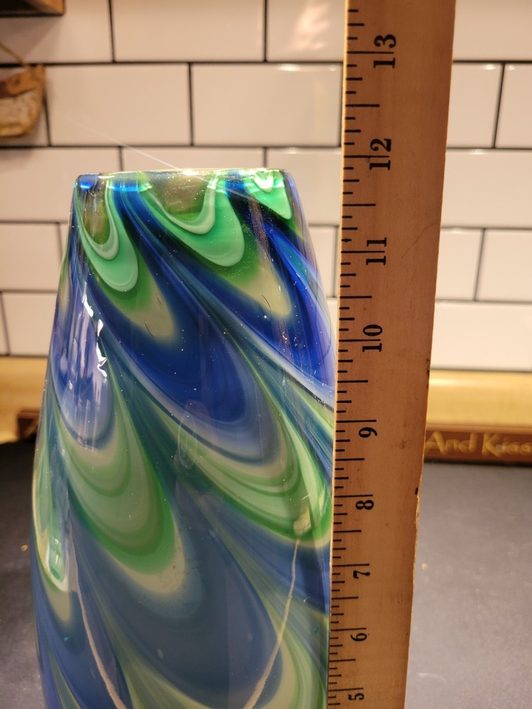 Deco Charm Peacock Glass Vase