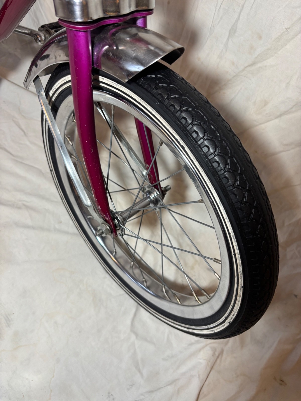 Rare Vintage 1960’s Barracuda 16 Muscle Bike. 16” Stingray Midget Style Original