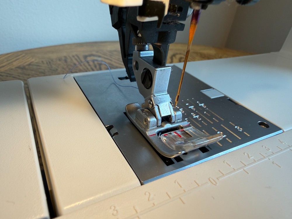 PFAFF Performance 2056 Sewing Machine