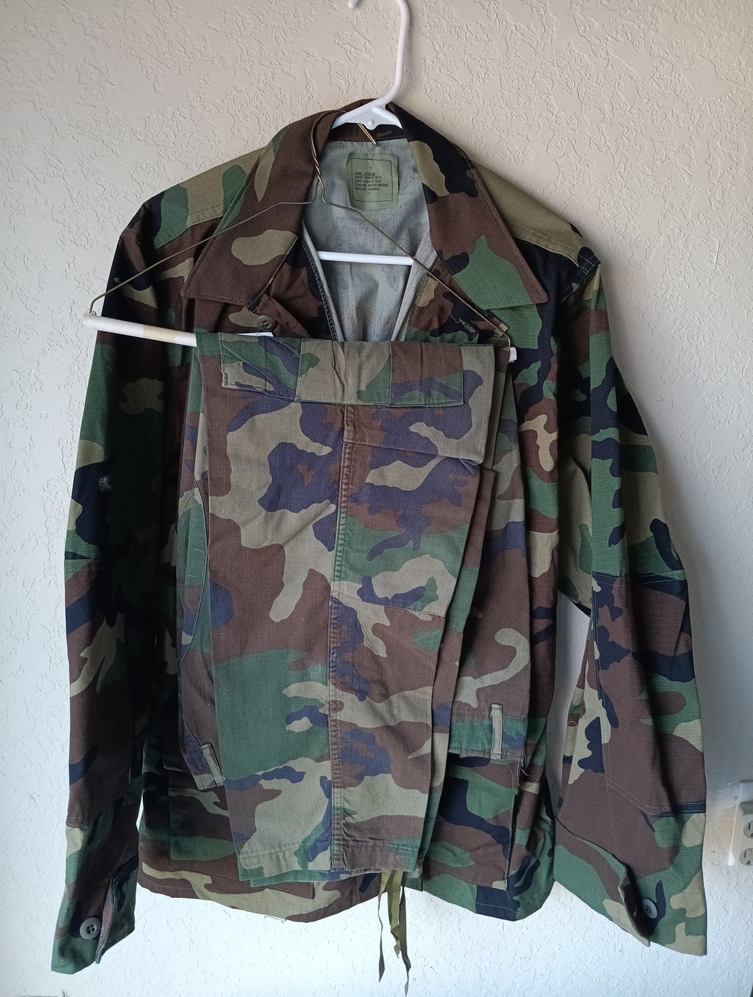 NWT US Army Combat Tousers Hot Weather Coat Uniform Sm Reg Pants  Woodland Camo