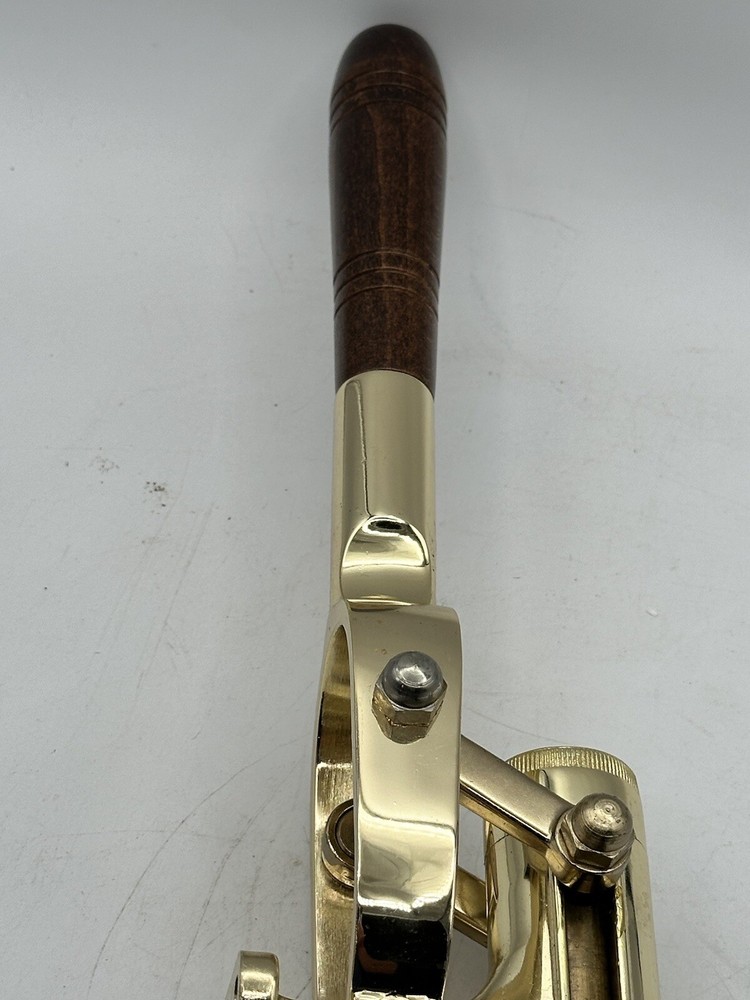 Franmara Professional Uncorking Machine Zeus 12” Leverage Arm Wall Mount