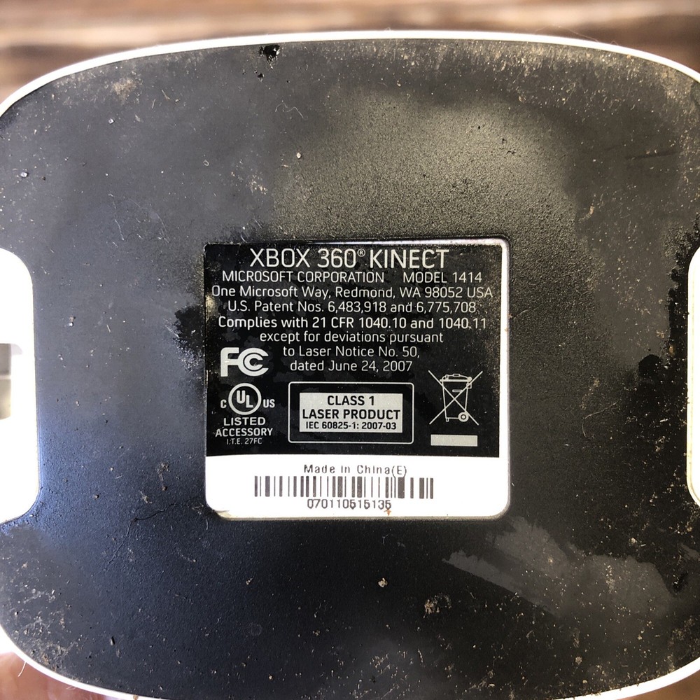 Microsoft Xbox 360 Kinect Sensor Bar White Video Game Console Accessory USB