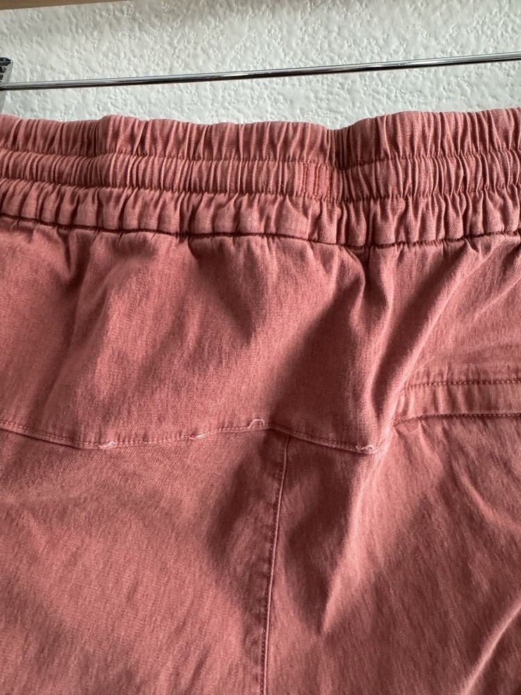 Lululemon Mens Red Shorts Size Medium