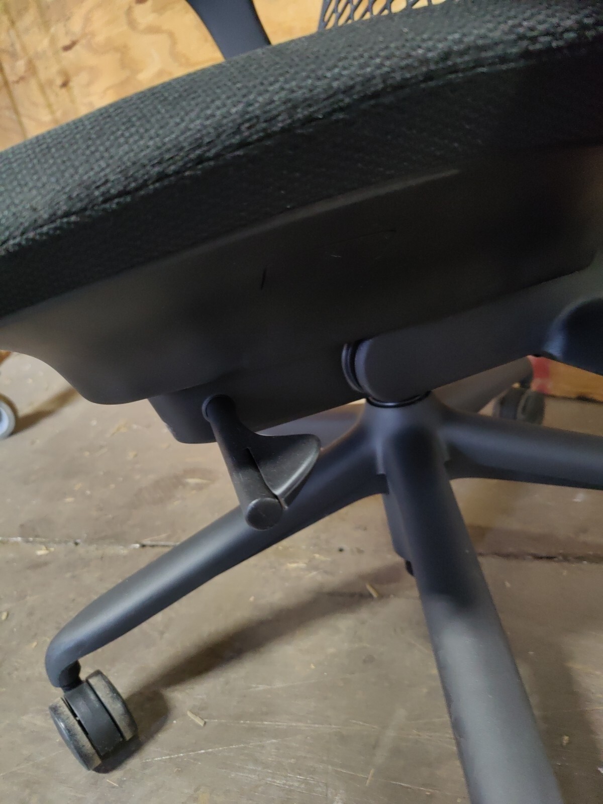 Black Sayl Office Desk Chair Herman Miller Fixed Arms Black Seat/Frame