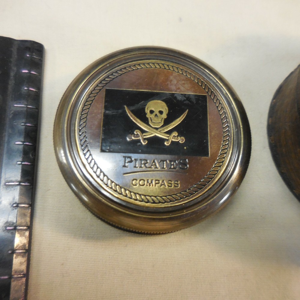 Antique Pirates Skull Horror Compass With Leather Case