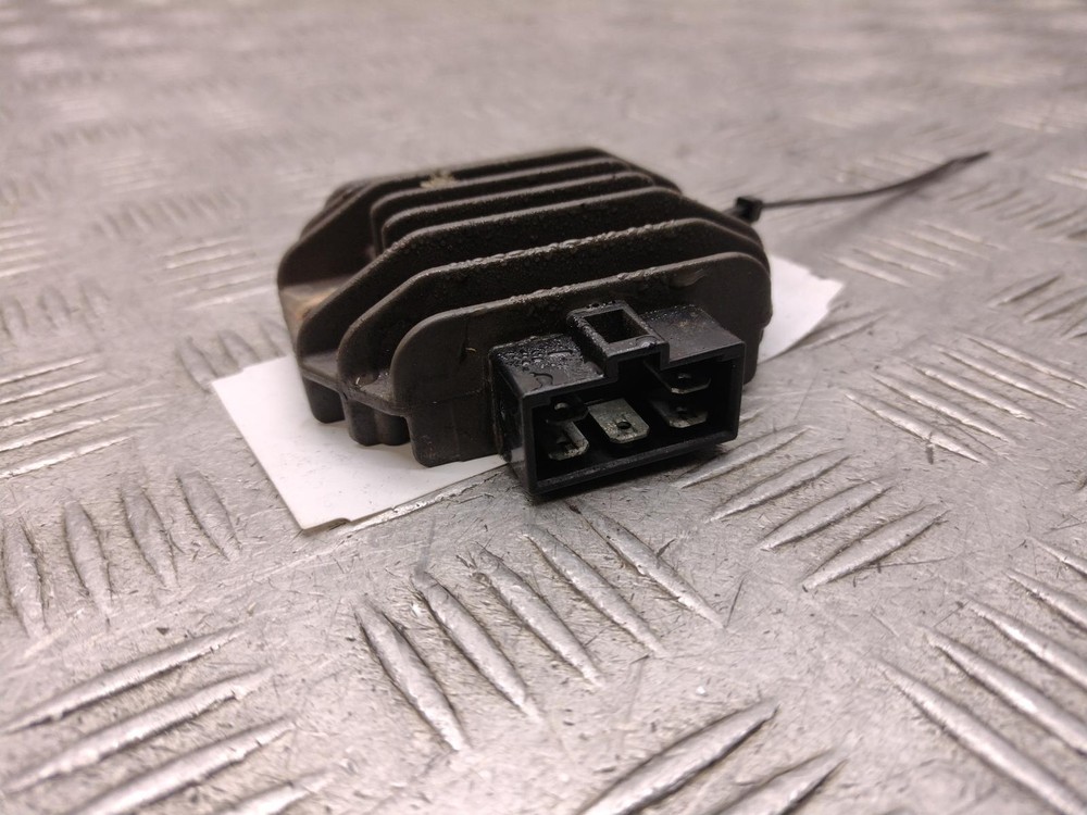 2014 YAMAHA YBR 125 Regulator Recitfier