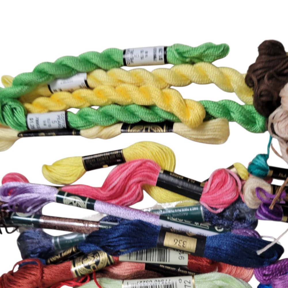 150+ Assorted Embroidery Floss DMC IRIS FRIENDSHIP THREAD
