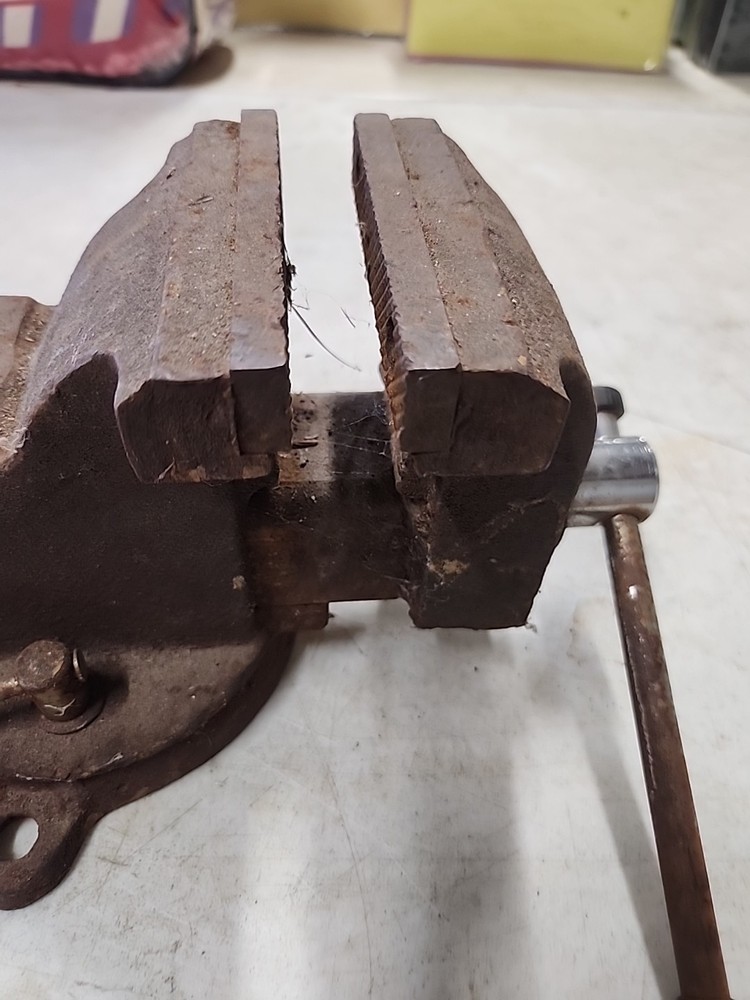 Vintage 4 Inch Bench Vise