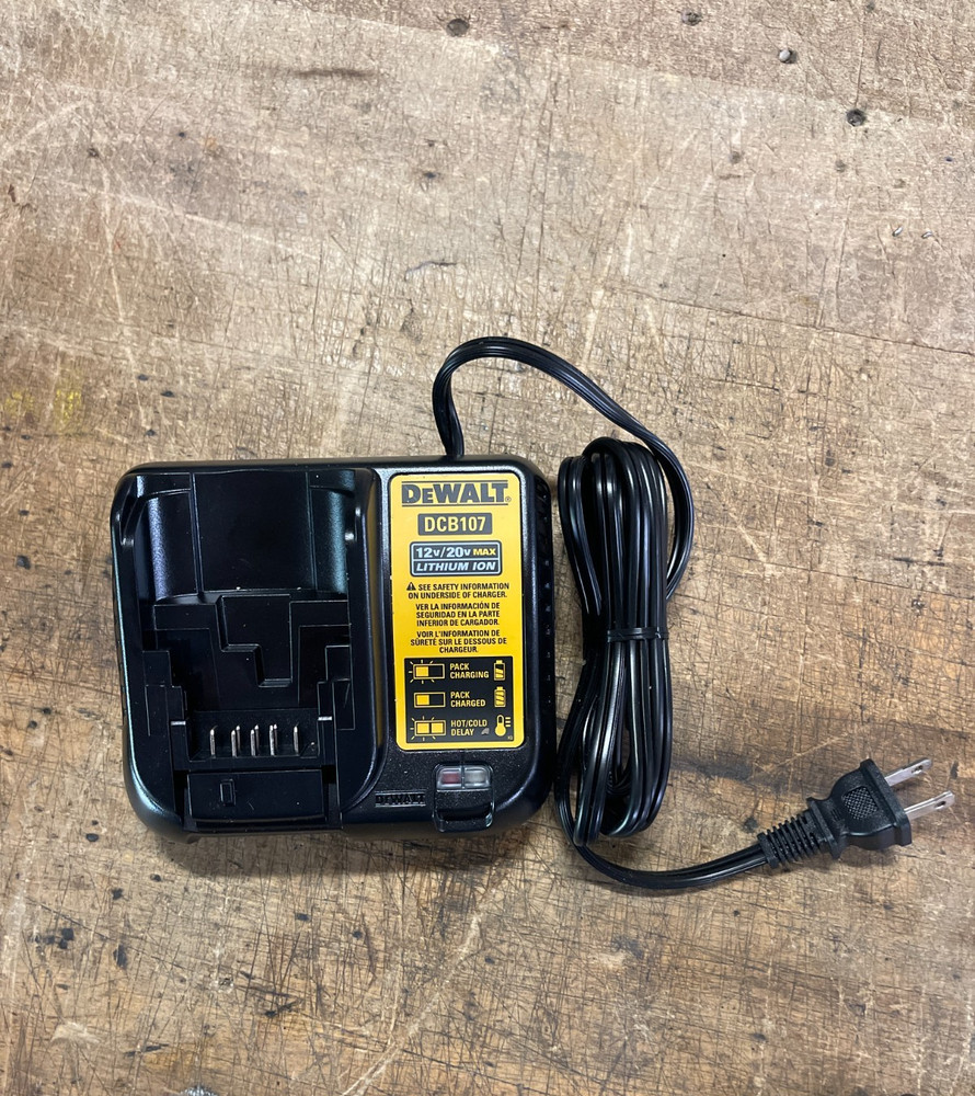 DEWALT DRILL DRIVER SET [CASE + 2 DRILLS + BATTERY + CHARGER]
